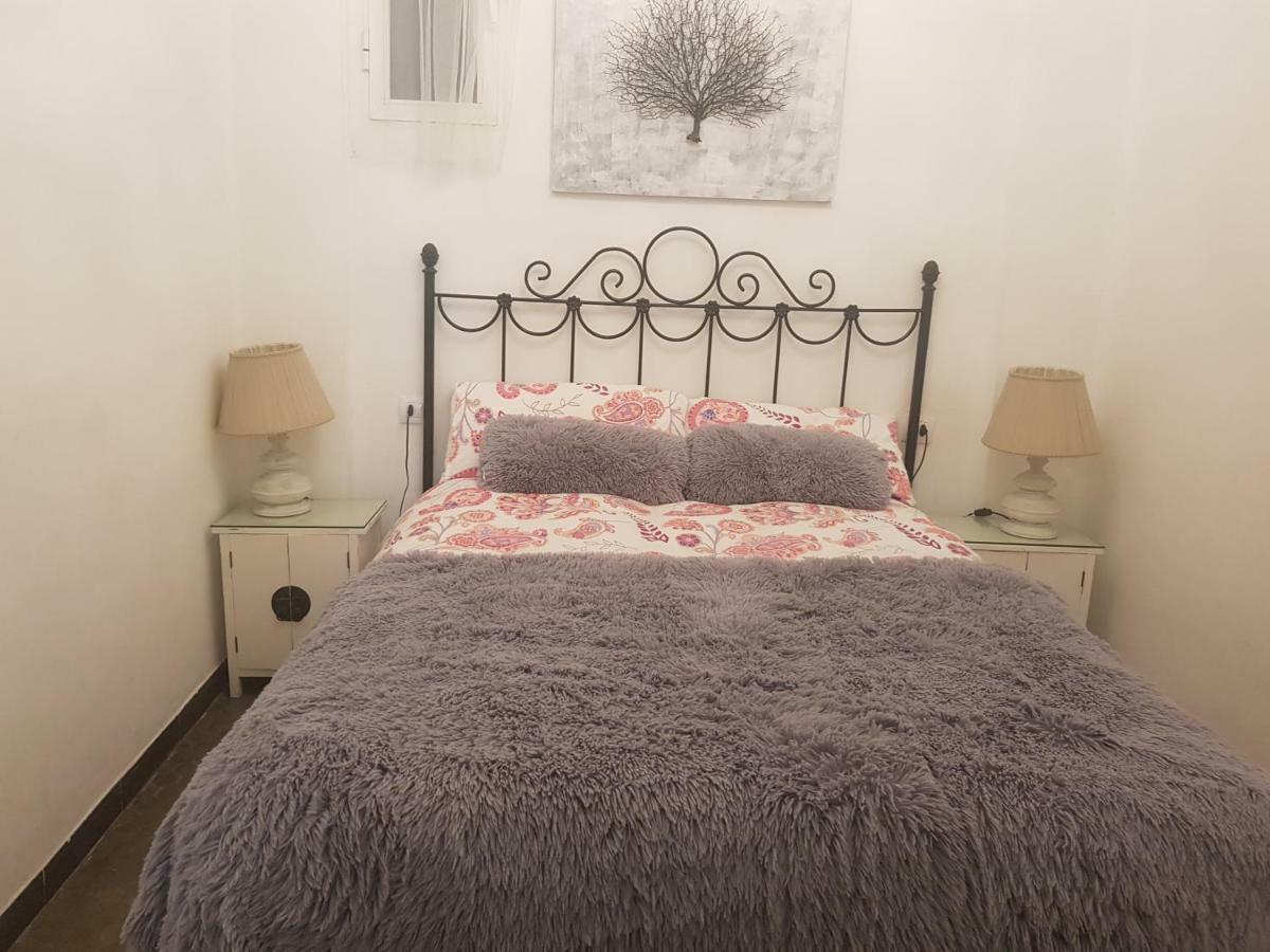 Domus Valencia Apartamentos Centro Frente A Torres De Serrano Dış mekan fotoğraf