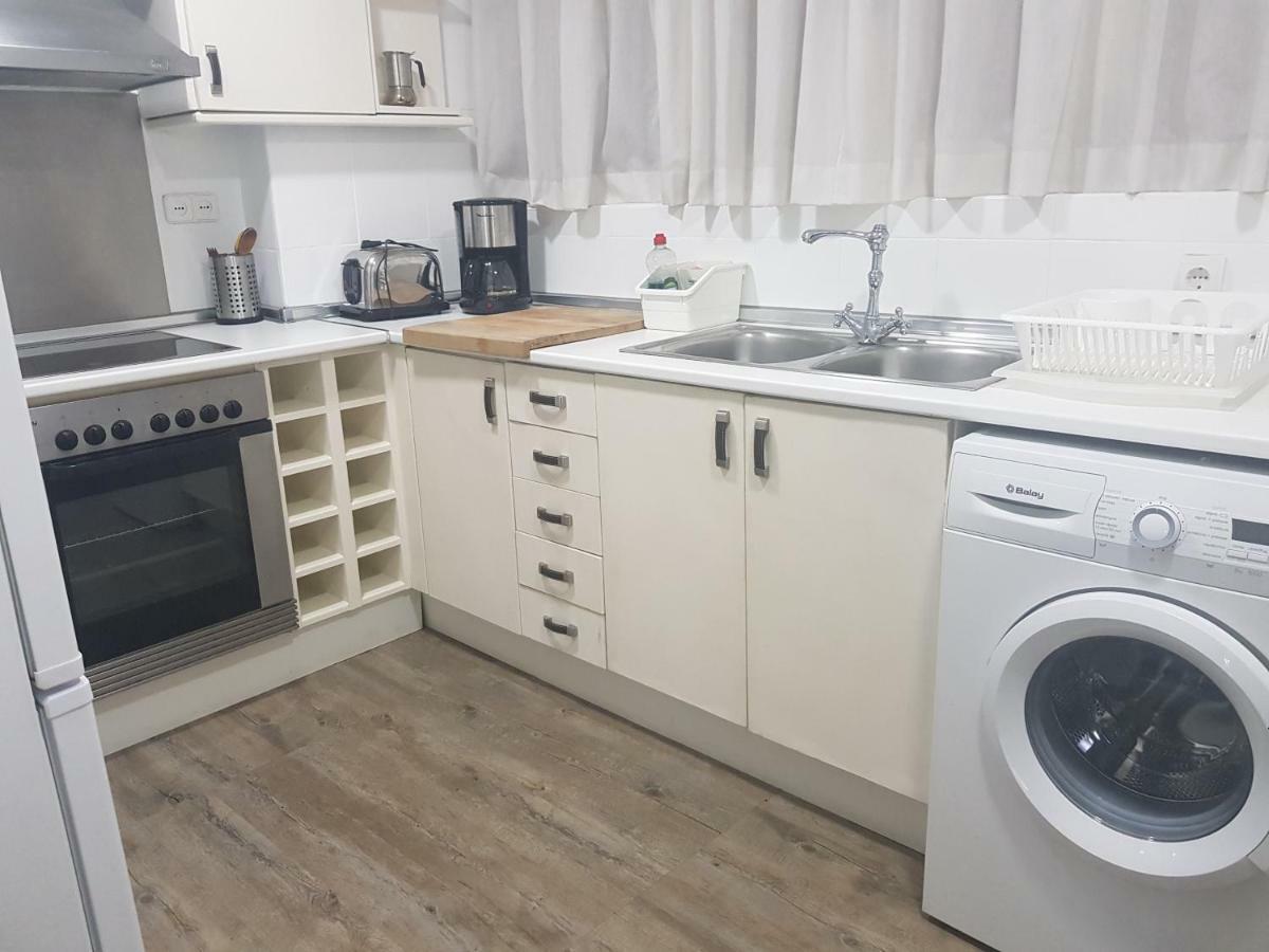 Domus Valencia Apartamentos Centro Frente A Torres De Serrano Dış mekan fotoğraf